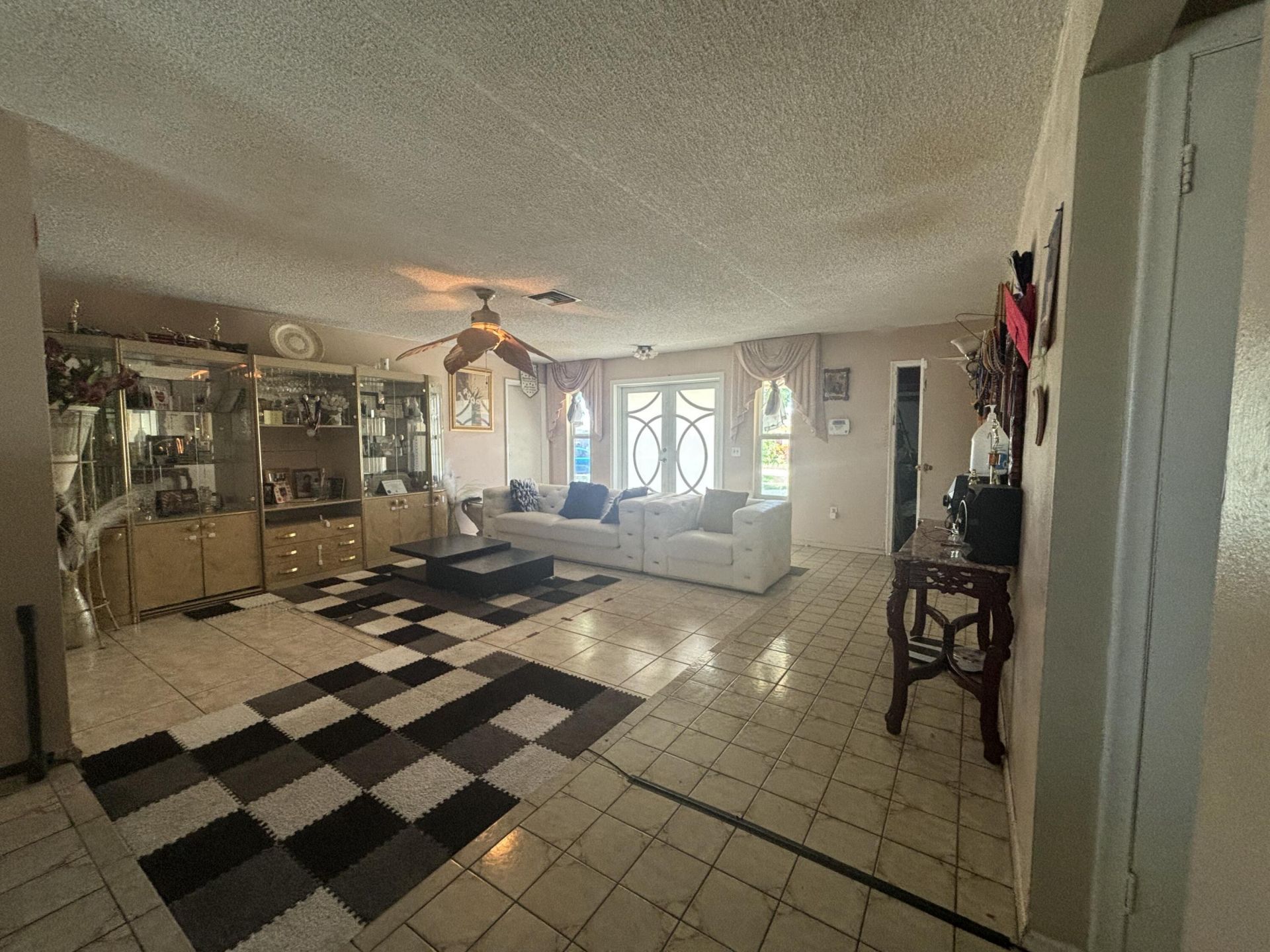 10641 NW 28th Place, Sunrise, FL 33322 Photo