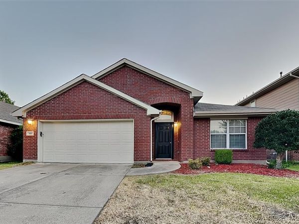 423 Butternut Drive, Fate, TX 75087
