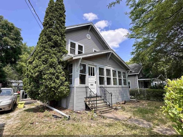 516 E MAPLE STREET, Appleton, WI 54915
