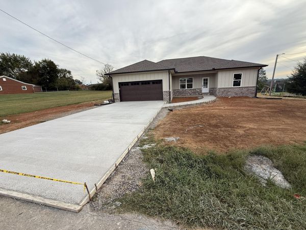 326 White Avenue, Morristown, TN 37814