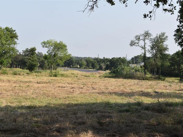 1130 FM 970, Florence, TX 76527