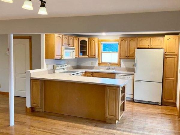 1630 Jefferson Avenue , West Islip, NY 11795