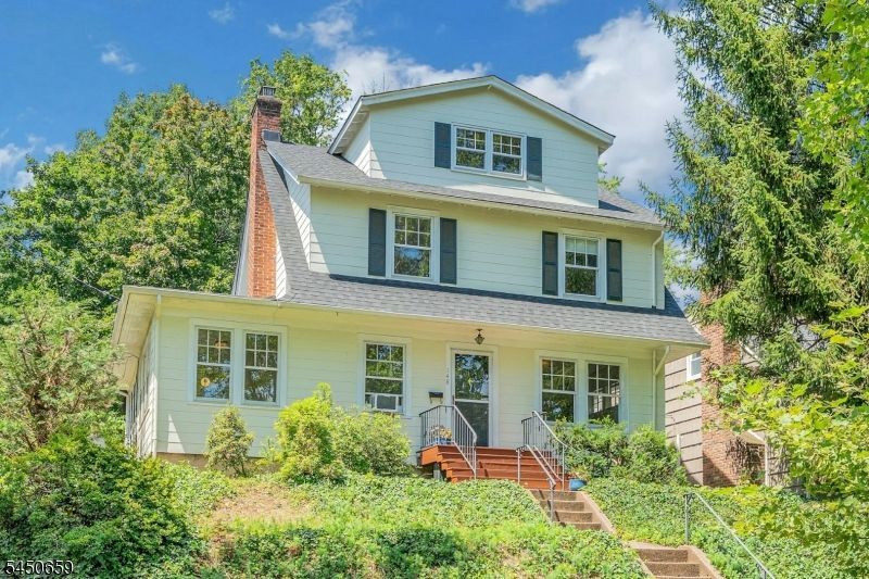148 Essex Ave, Glen Ridge, NJ 07028 Main Photo