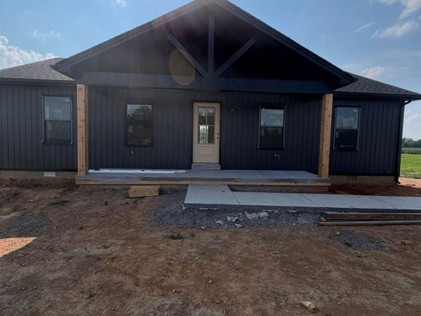 1161 Erwin Road , Scottsville, KY 42164