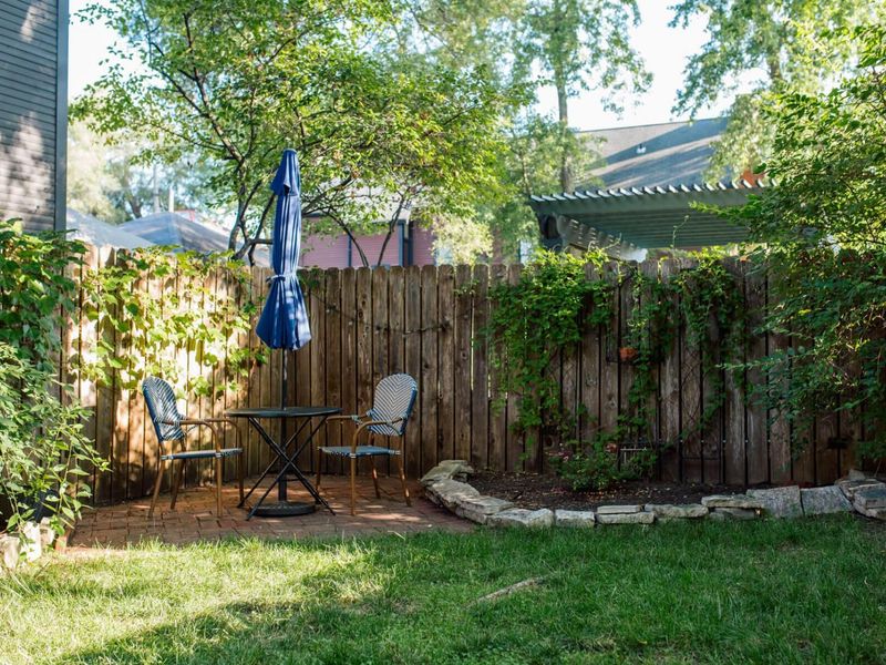 384 E Beck Street, Columbus, OH 43206 Photo 89