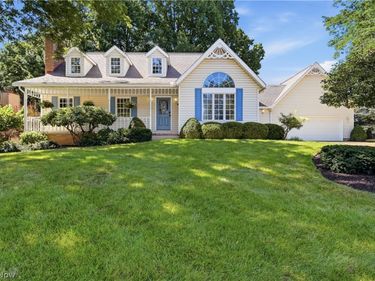 992 Liberty Lane NW, North Canton, OH 44720