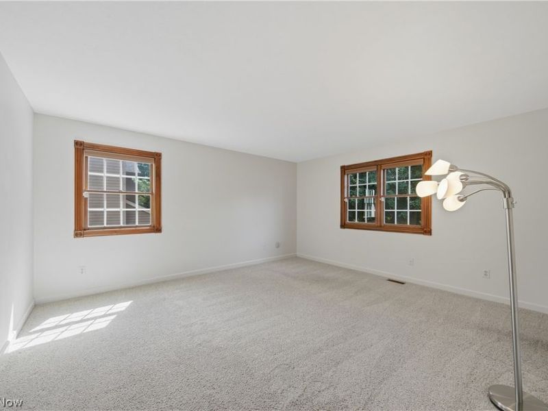992 Liberty Lane NW, North Canton, OH 44720 Photo 16