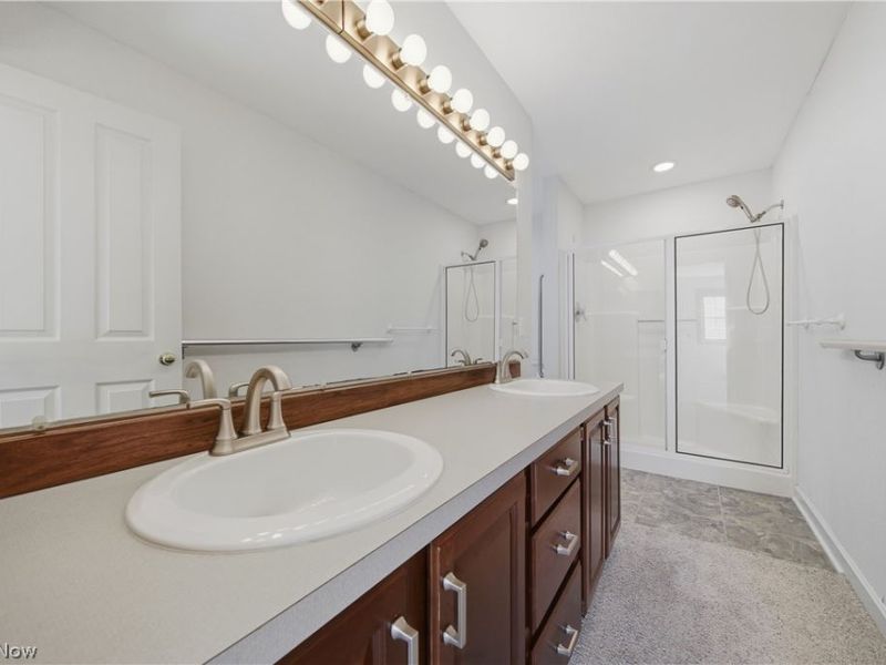 992 Liberty Lane NW, North Canton, OH 44720 Photo 18