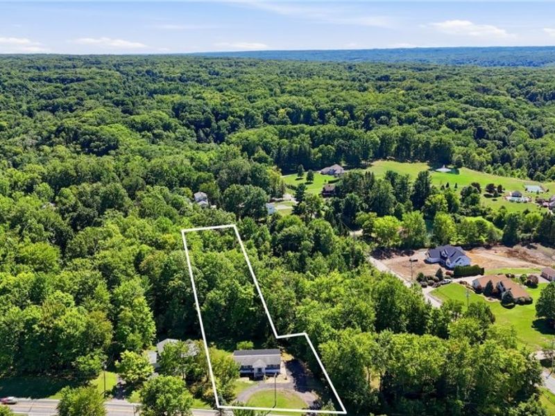 7090 Euclid Chardon Road, Kirtland, OH 44094 Photo 4