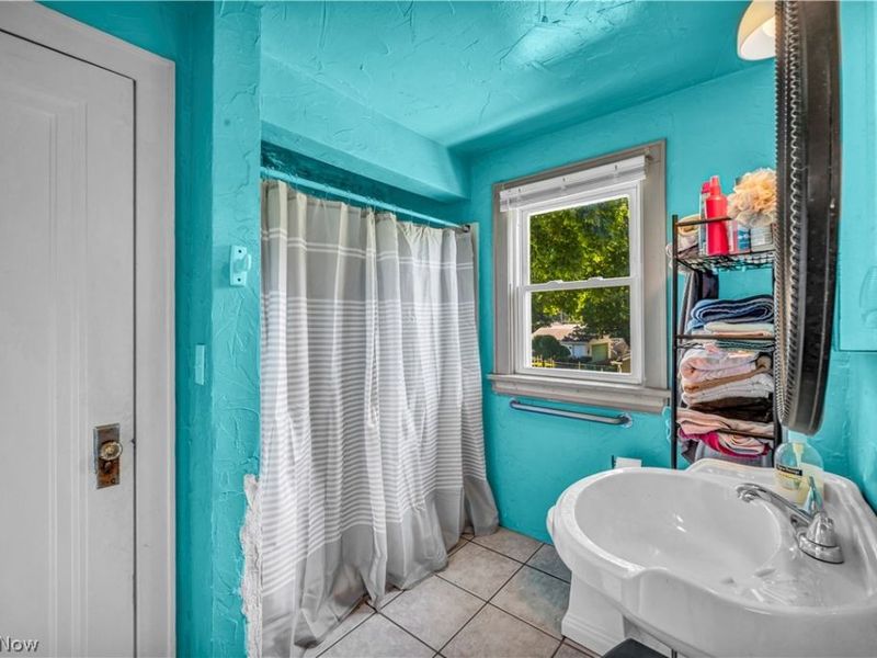 20 W Linwood Avenue, Akron, OH 44301 Photo 12