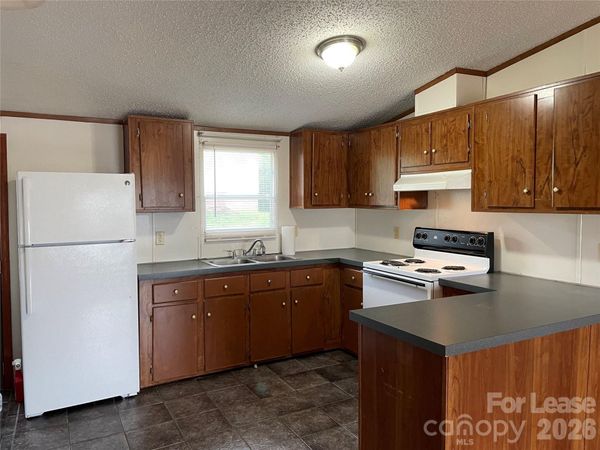 102 Shelby Street , Rhodhiss, NC 28601