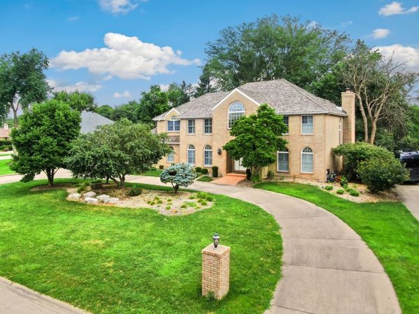 312 Westridge Road , Joliet, IL 60431