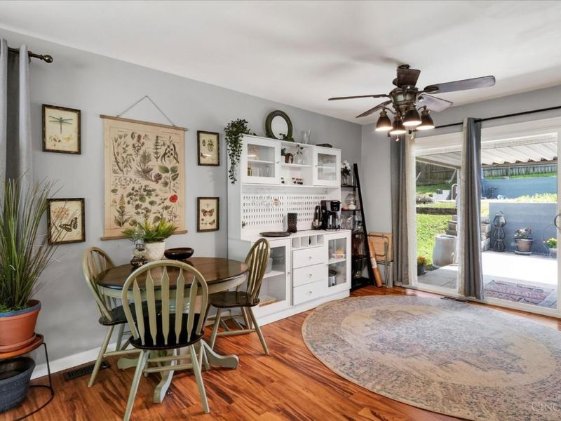 6117 Teagarden Cir, Miami Twp, OH 45449 Photo 15