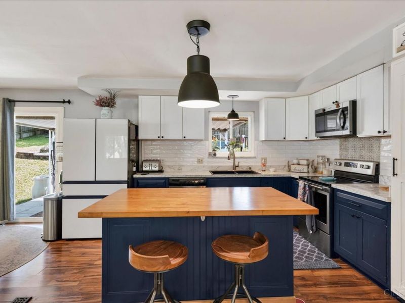 6117 Teagarden Cir, Miami Twp, OH 45449 Photo 7