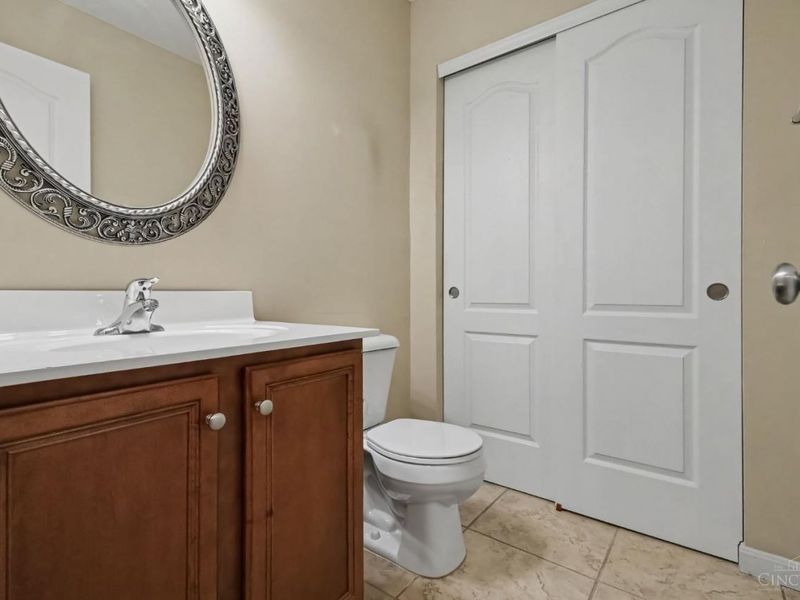 6976 Aspen Point Court, Green Township, OH 45247 Photo 11