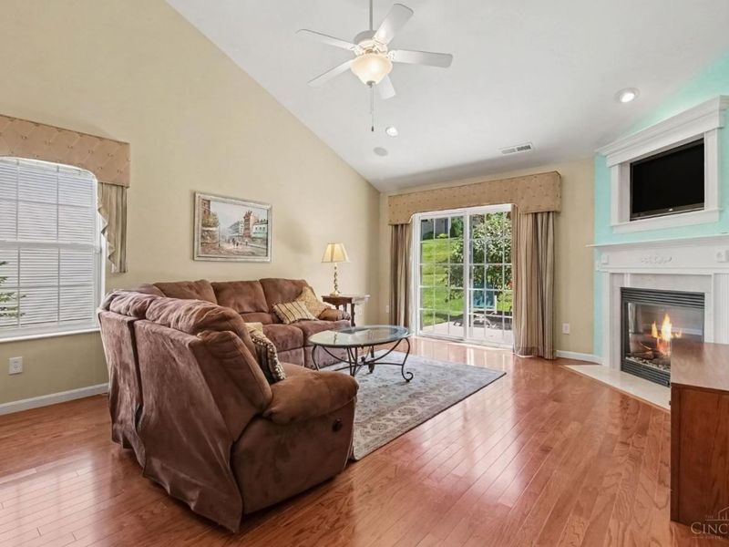 6976 Aspen Point Court, Green Township, OH 45247 Photo 8