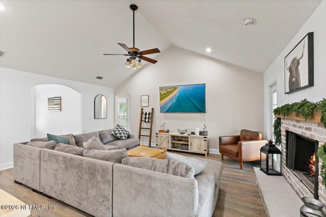 7238 W Smooth Bore Avenue, Glen St. Mary, FL 32040 Photo