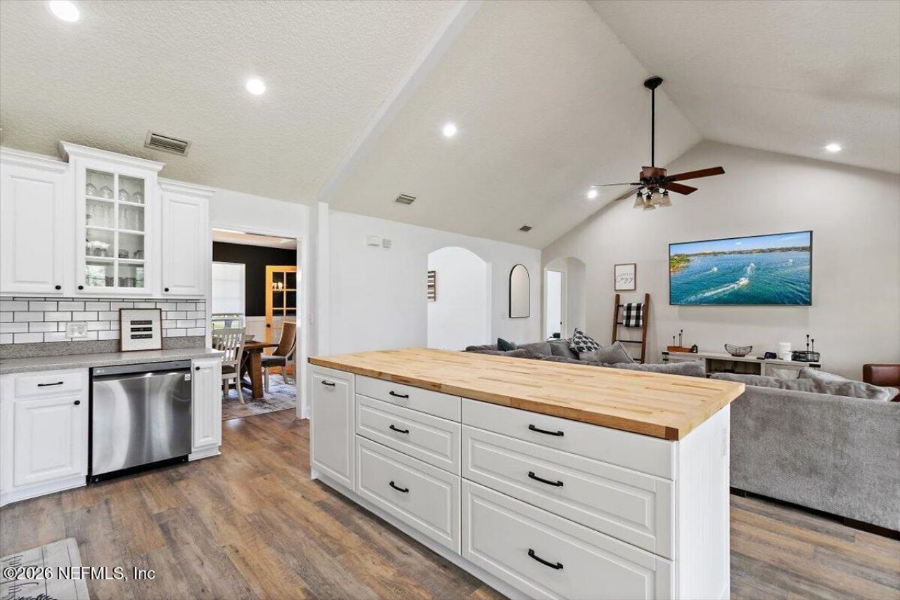 7238 W Smooth Bore Avenue, Glen St. Mary, FL 32040 Photo