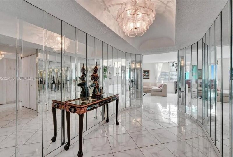 1920 S Ocean Drive, Unit 16B, Hallandale, FL 33009 Photo