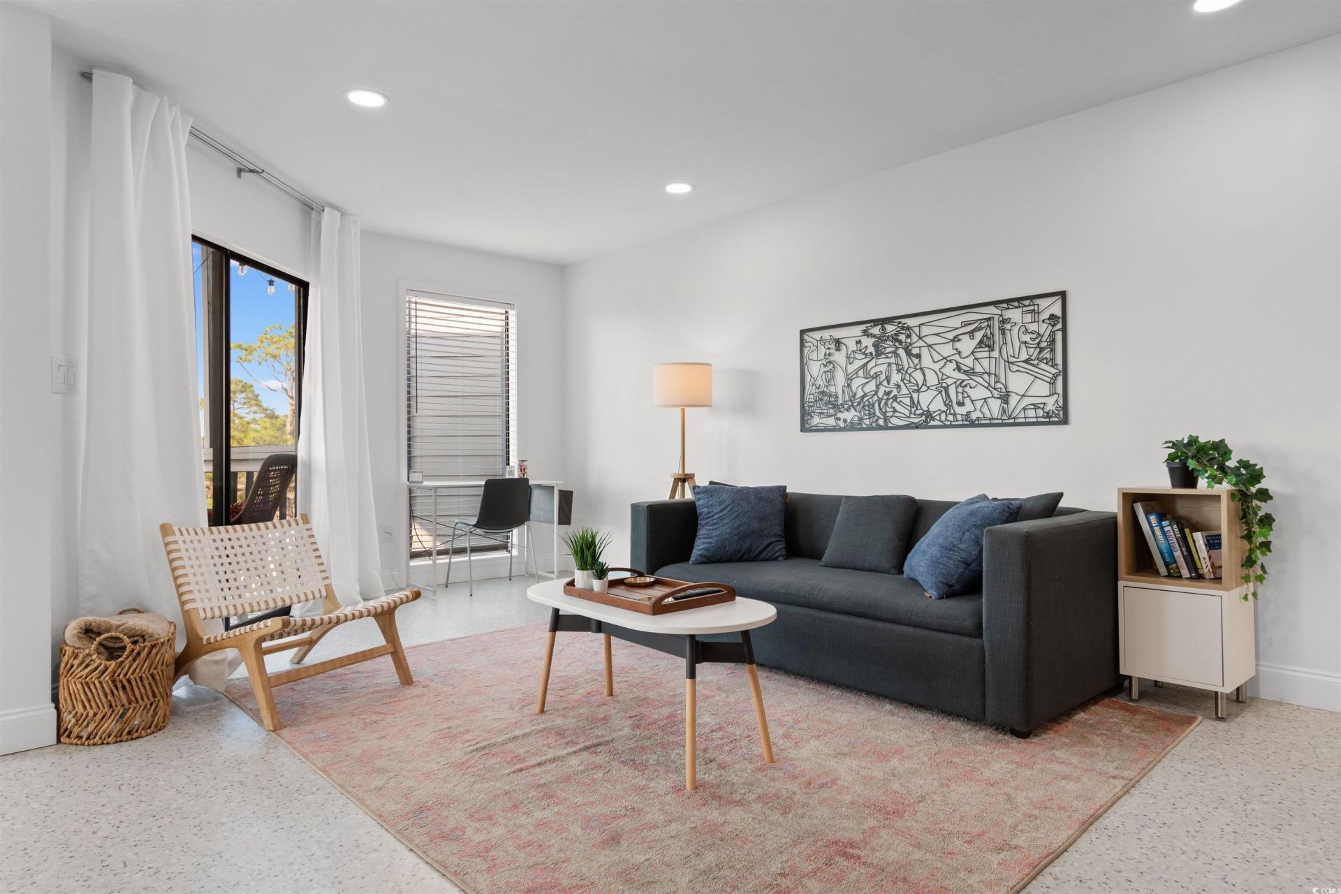 1500 Cenith Dr. Photo 13