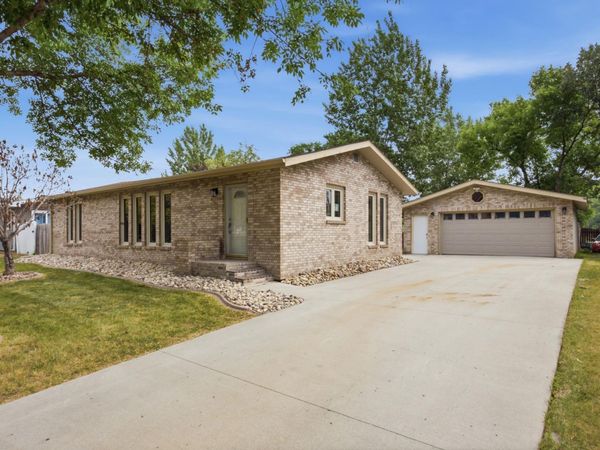 607 9th Street W, West Fargo, ND 58078