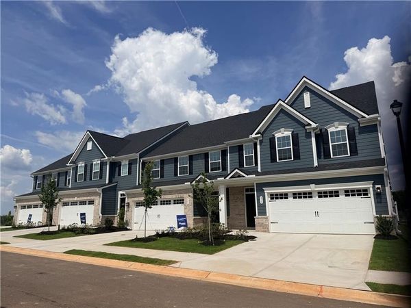 612 Newhaven Street , Mcdonough, GA 30253
