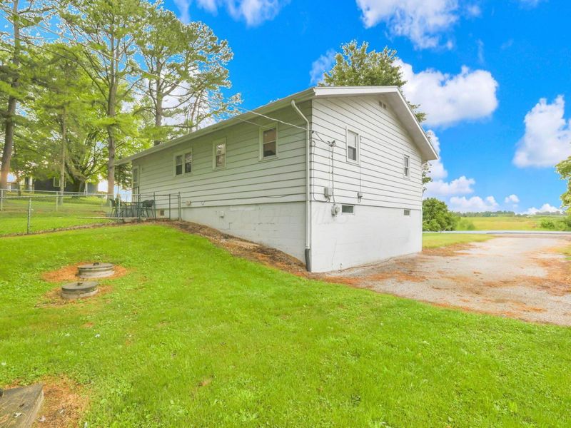 901 Coonpath Road NW, Lancaster, OH 43130 Photo 40