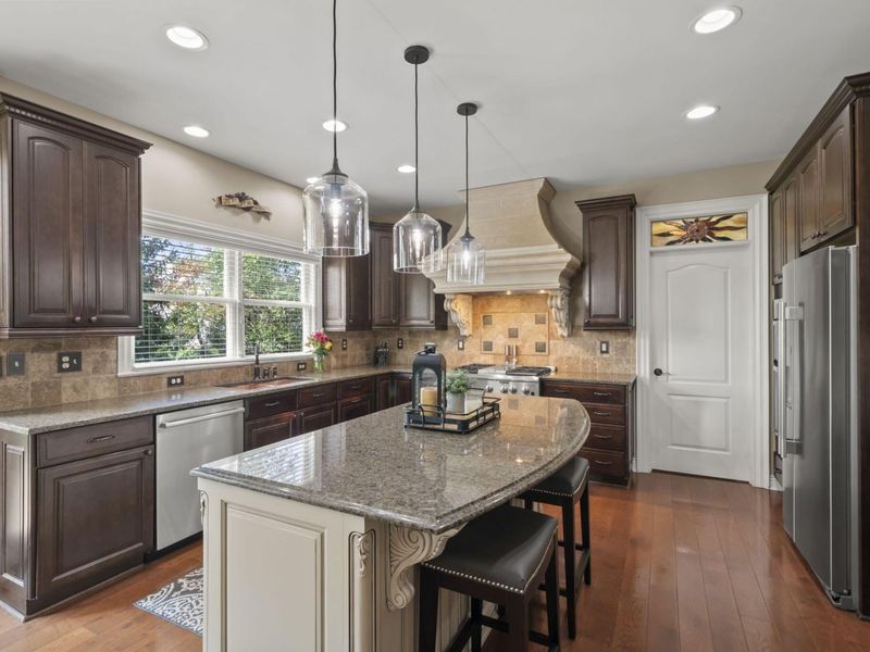 4486 Village Club Drive, Powell, OH 43065 Photo 11