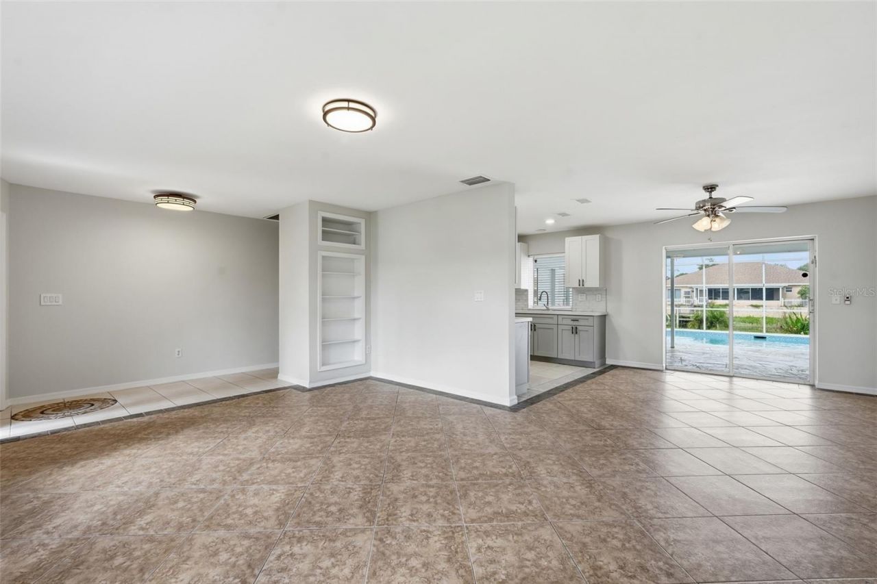 524 SE 8th Place, Cape Coral, FL 33990 Photo