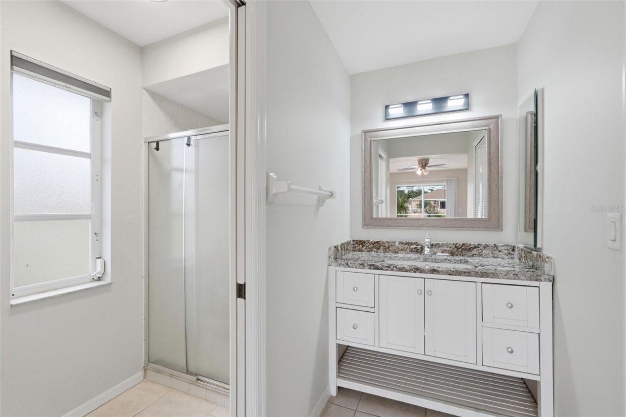 524 SE 8th Place, Cape Coral, FL 33990 Photo