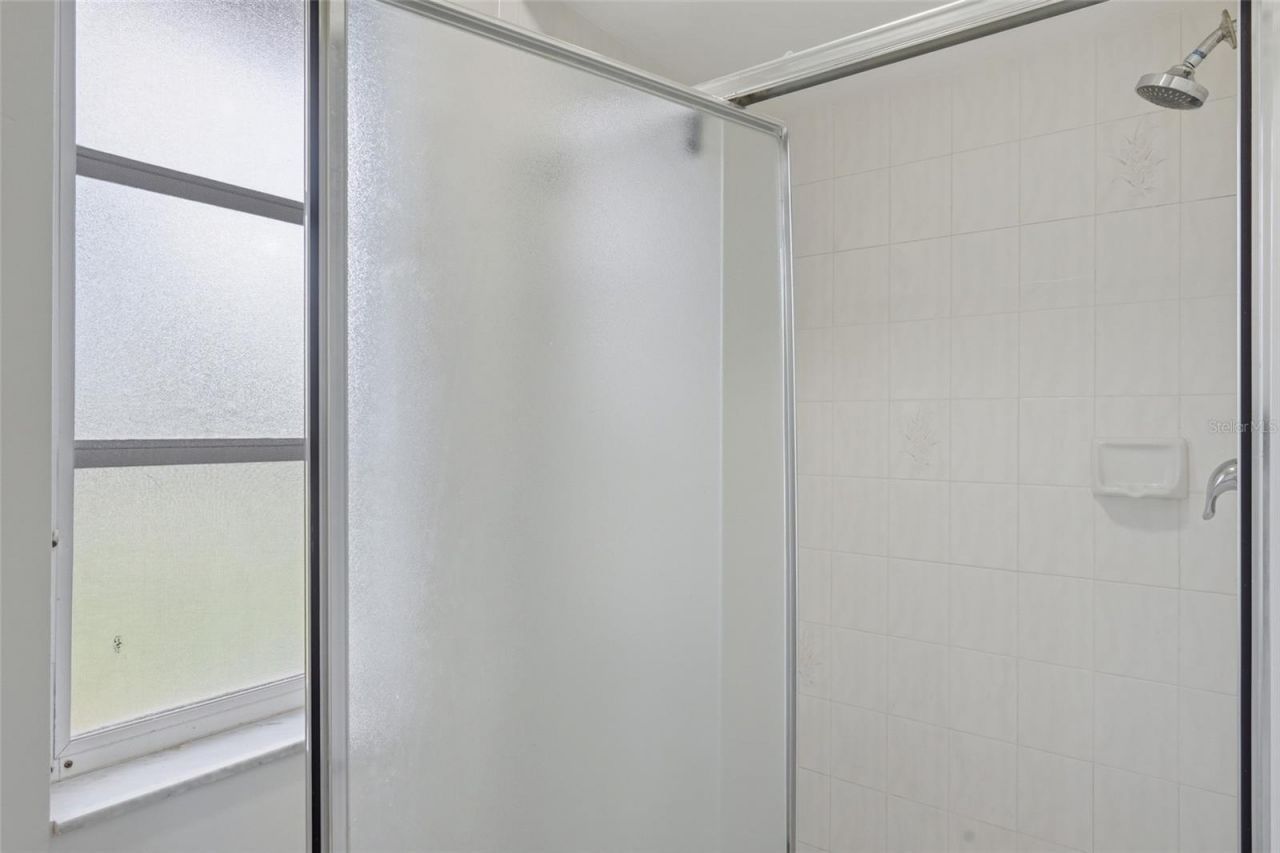 524 SE 8th Place, Cape Coral, FL 33990 Photo