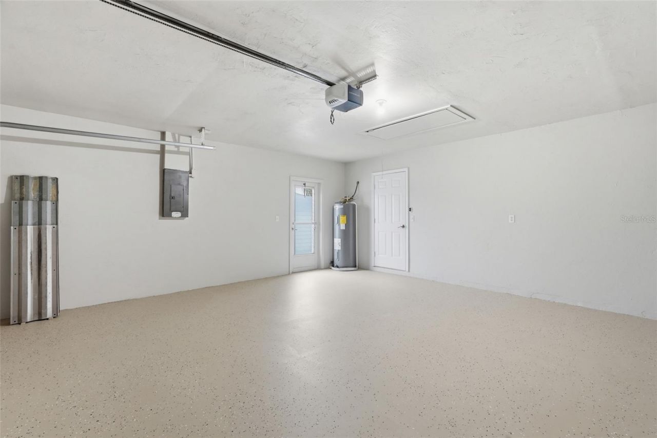 524 SE 8th Place, Cape Coral, FL 33990 Photo