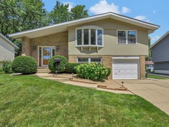 2308 Birch Lane Rolling Meadows, IL 60008