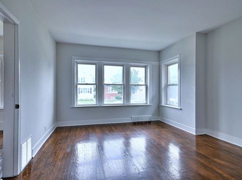 Main Photo