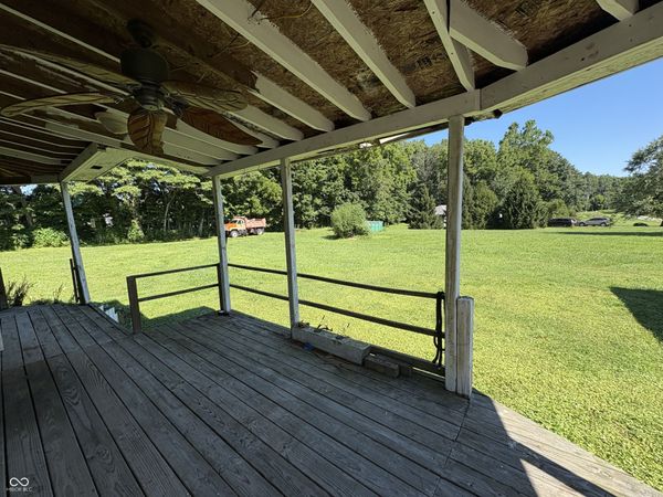 887 E State Road 42 E, Cloverdale, IN 46120