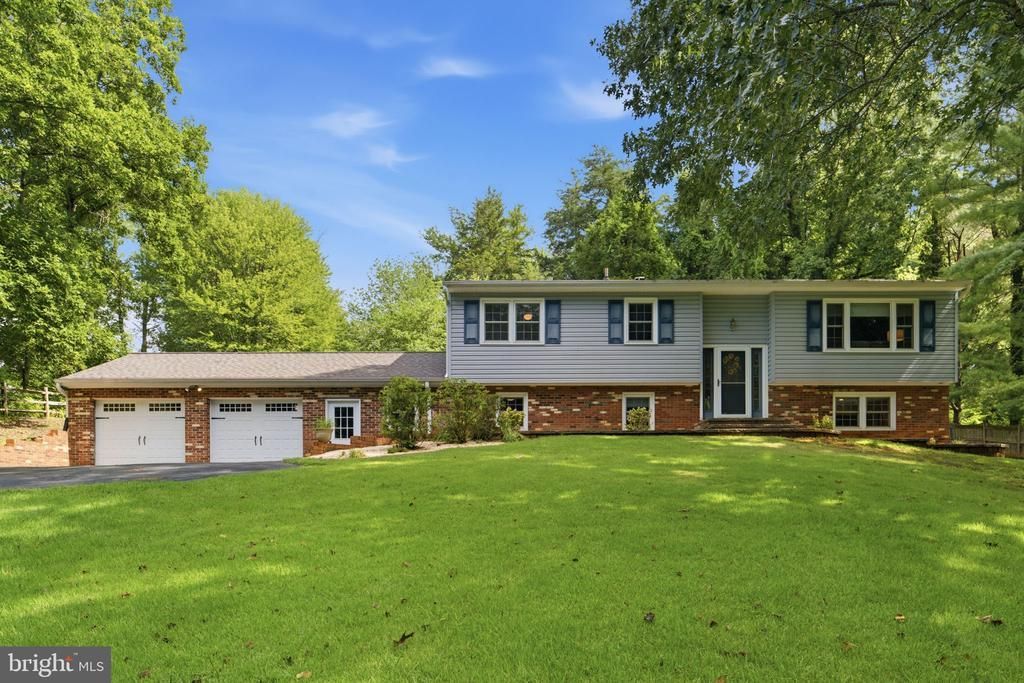 6979 Great Oak Way, Warrenton, VA 20187 Main Photo
