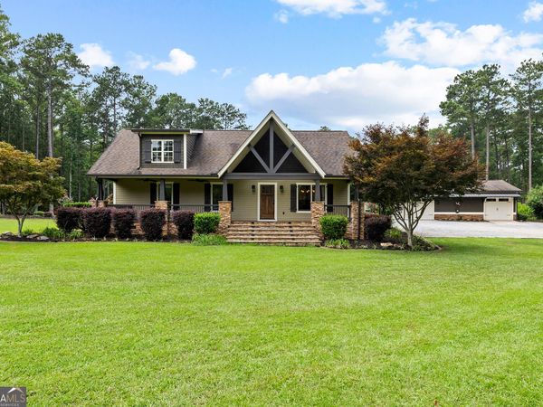 359 Trammell Road, Moreland, GA 30259