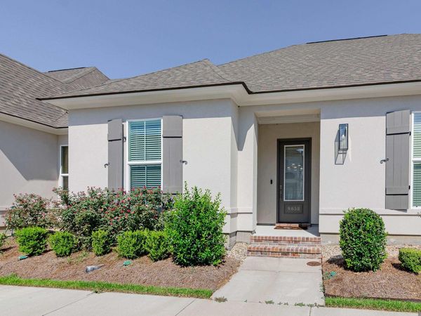 9658 Creekview Dr, Baton Rouge, LA 70836