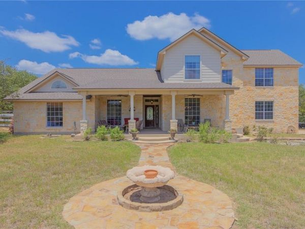 550 Hays Country Acres RD, Dripping Springs, TX 78620