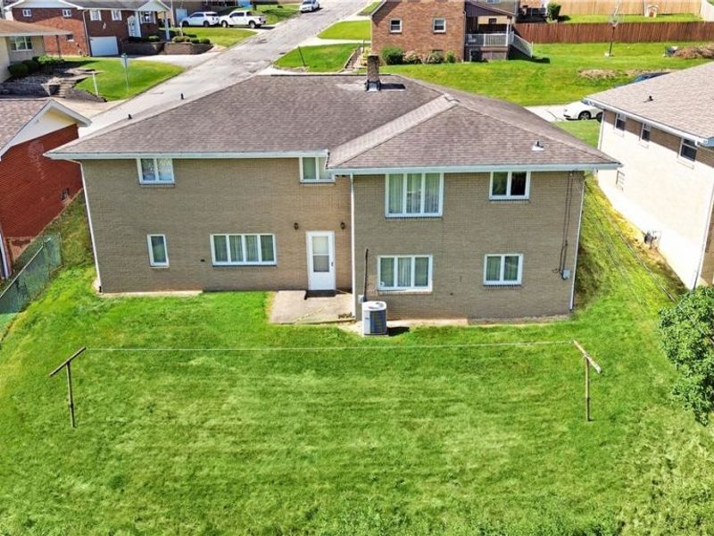 401 Linduff Avenue, Steubenville, OH 43952 Photo 2