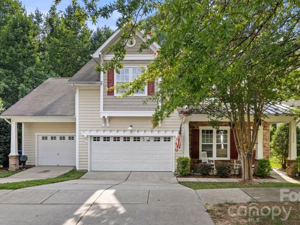 1334 Sarandon Drive, Matthews, NC 28104