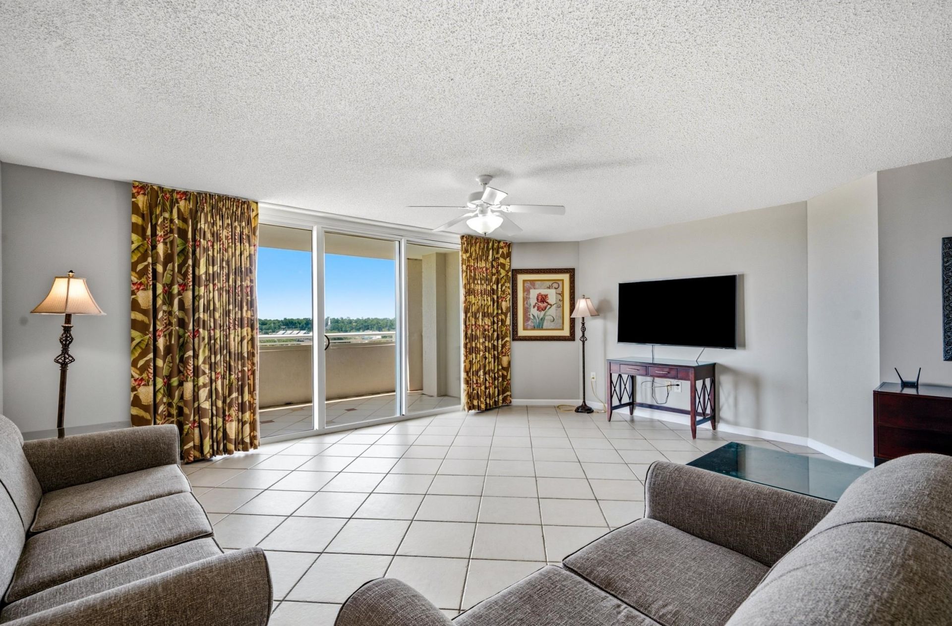 2151 Bridgeview Ct. Photo 11
