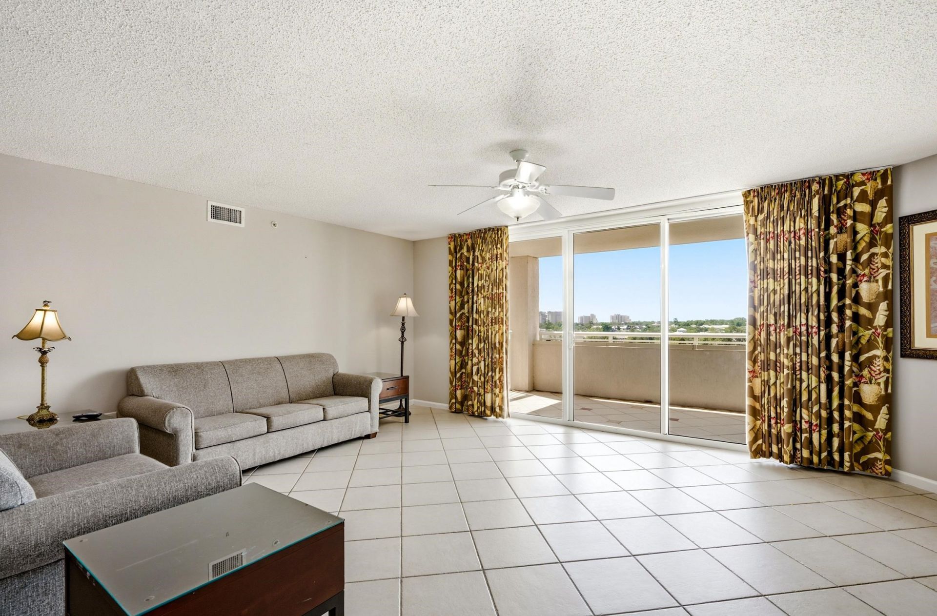 2151 Bridgeview Ct. Photo 12
