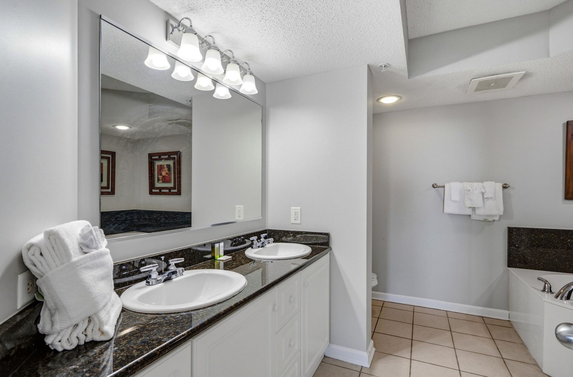 2151 Bridgeview Ct. Photo 21