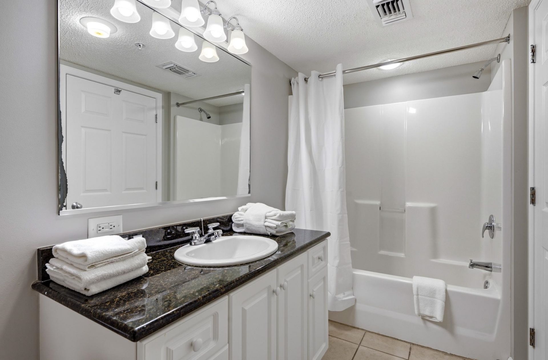 2151 Bridgeview Ct. Photo 31