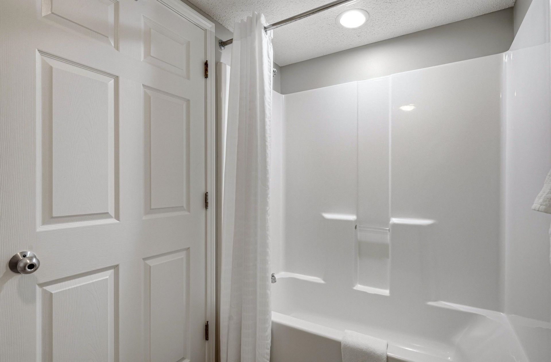 2151 Bridgeview Ct. Photo 35