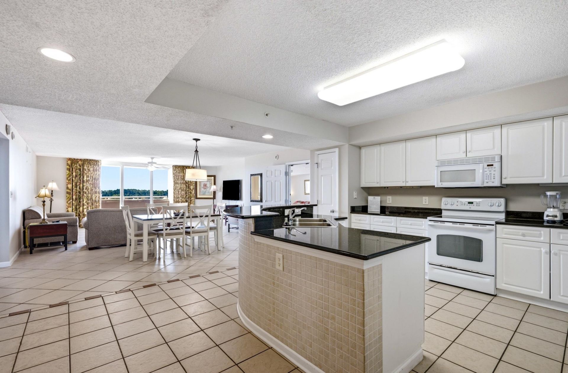 2151 Bridgeview Ct. Photo 4