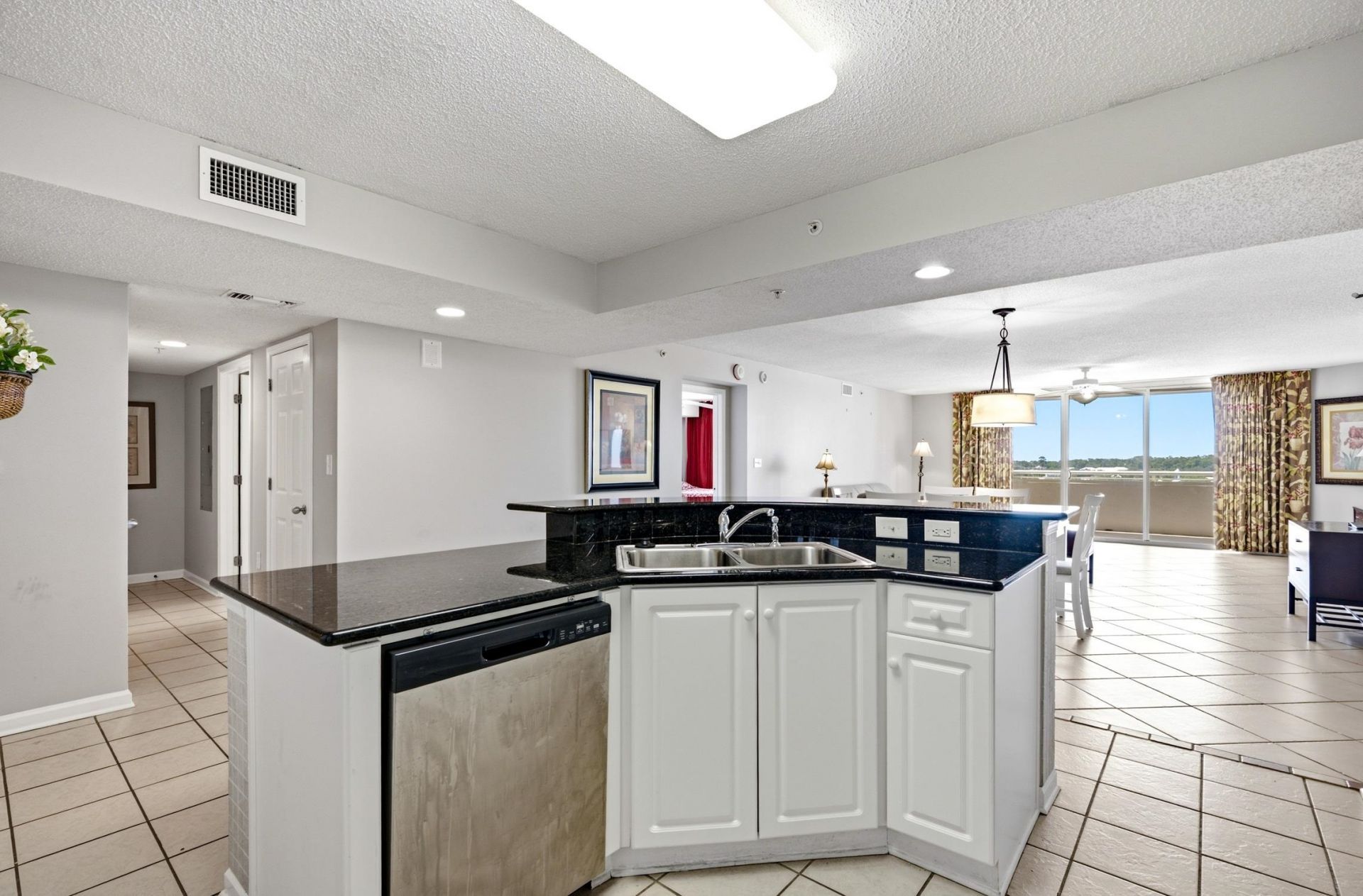 2151 Bridgeview Ct. Photo 8