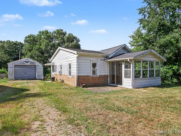 1274 Golden Avenue, Battle Creek, MI 49014