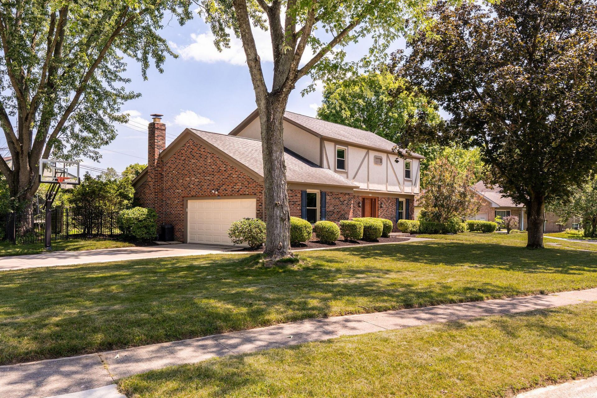 3252 Noreen Court, Columbus, OH 43221 Main Photo
